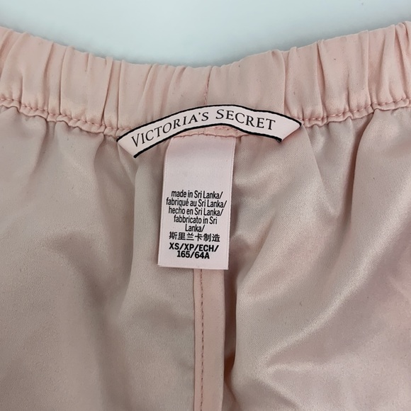 Victoria’s Secret sequined heart satin sleep short - Picture 8 of 16